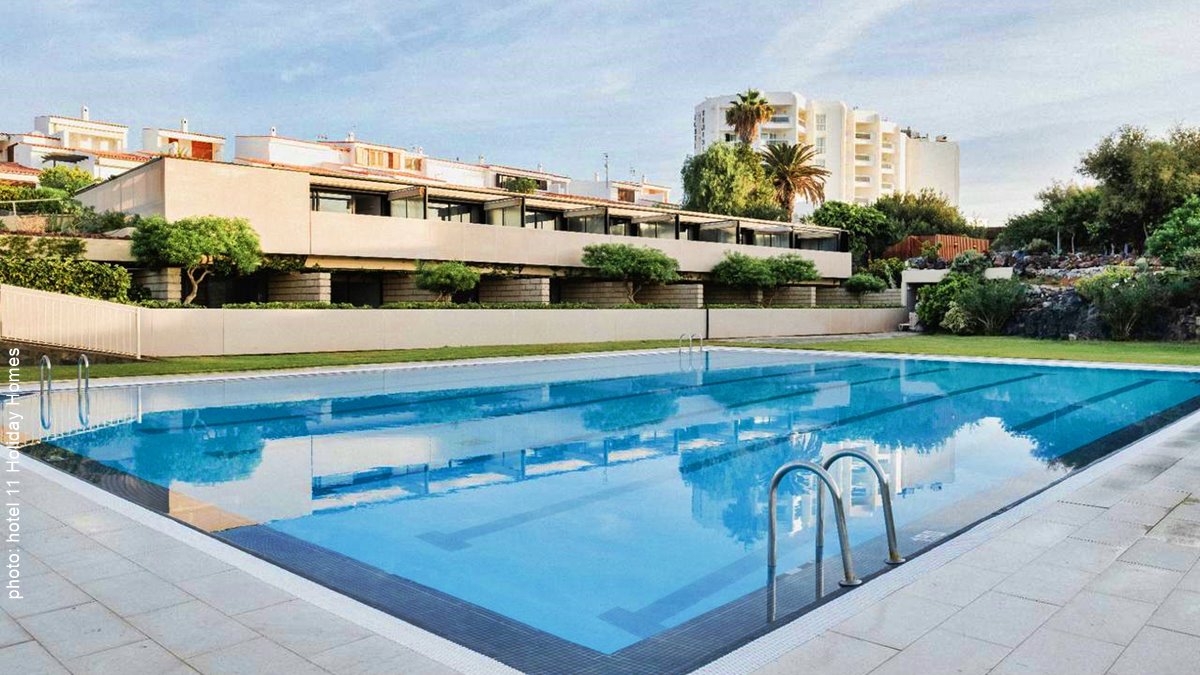 11 Holiday Homes swimming